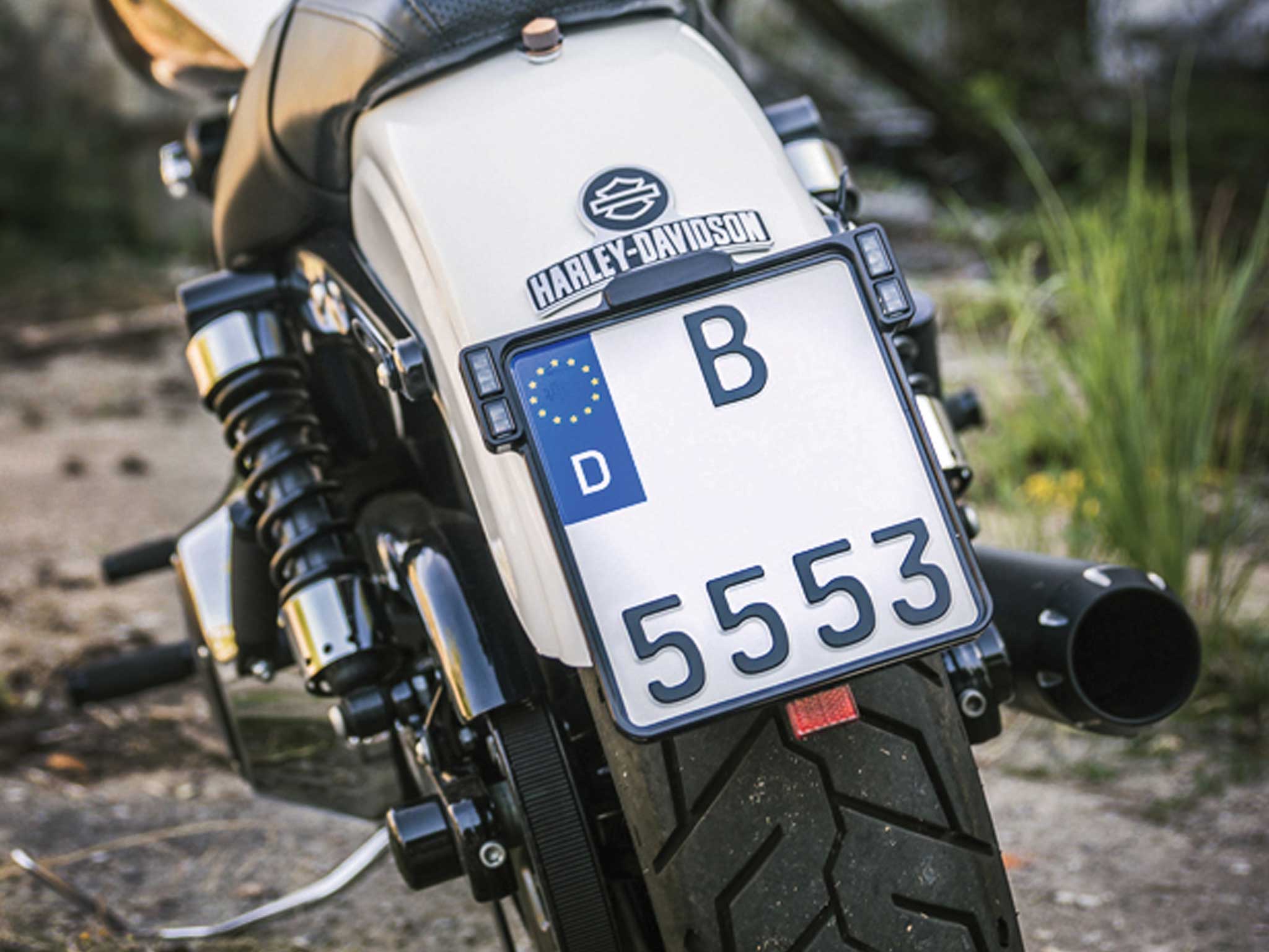 Nawenson Motorrad-Nummernschildhalterung aus Aluminium verstellbar mit LED-Licht 